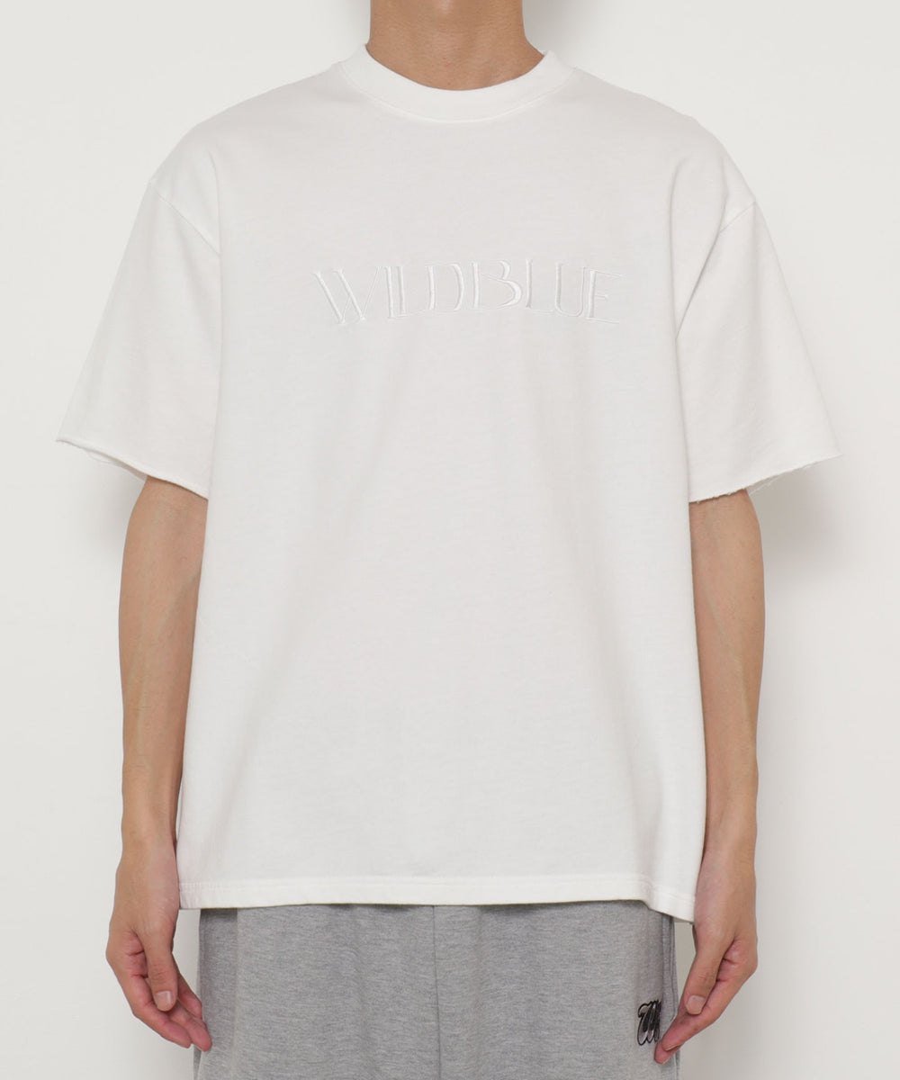 ホワイト モデル：175cm L着用