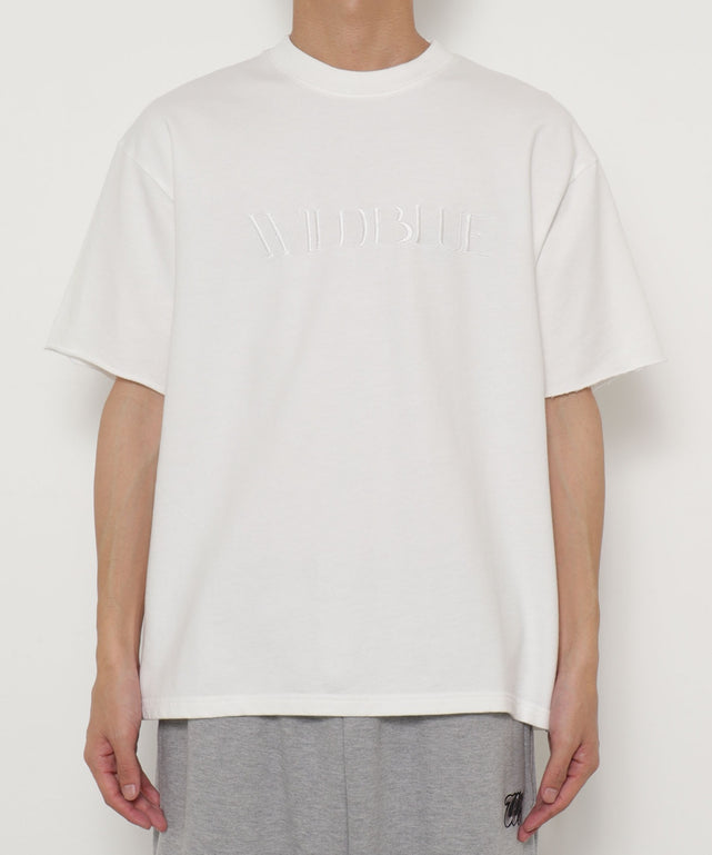 ホワイト モデル：175cm L着用