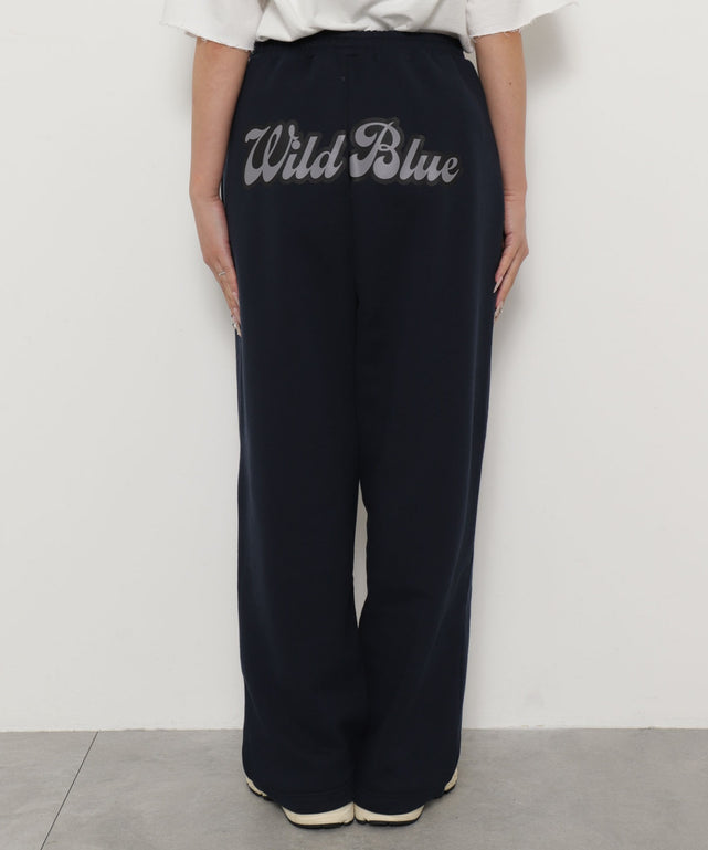 ネイビー モデル：155cm M着用