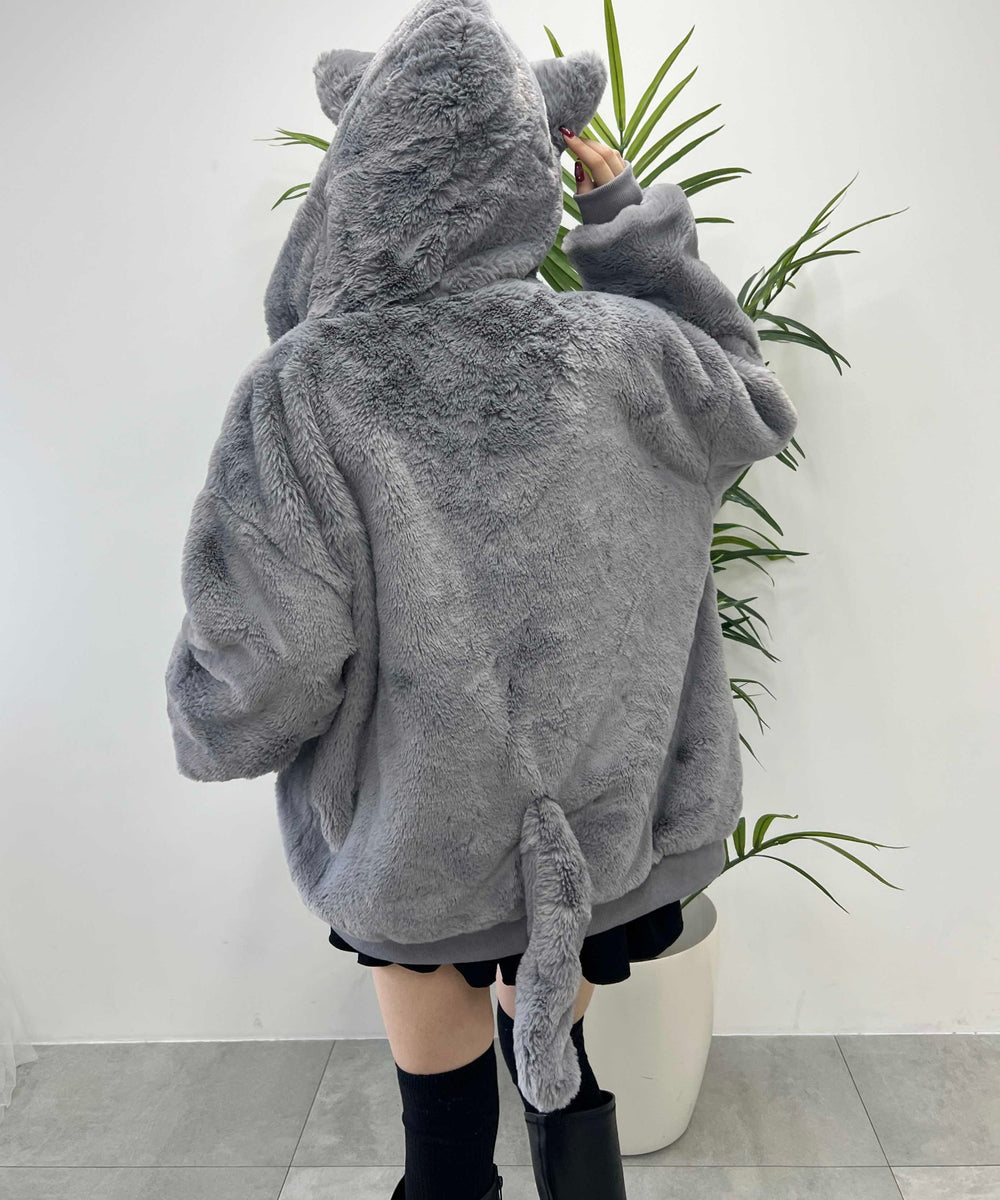 グレー モデル：160㎝ F着用