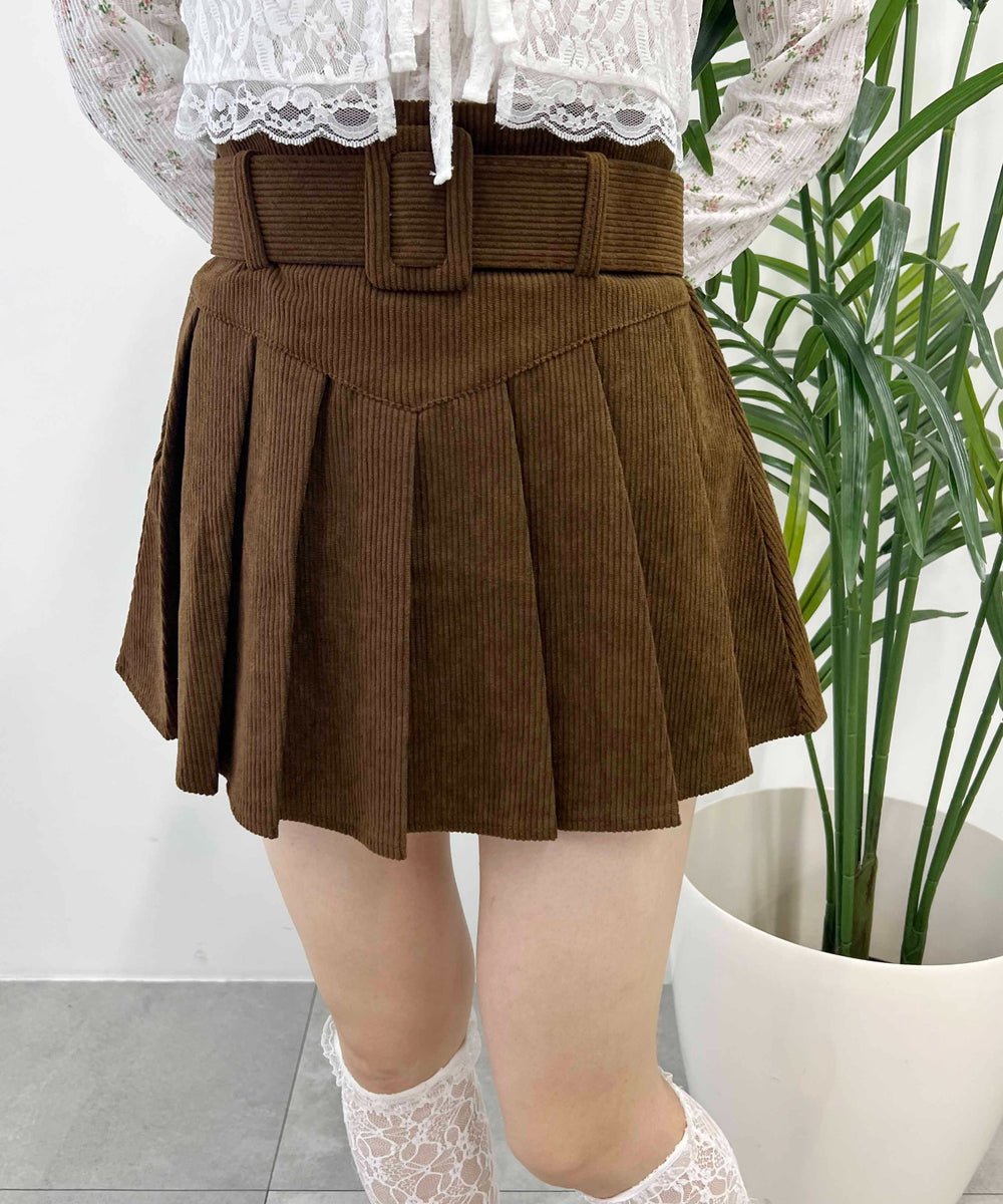 ブラウン モデル：160㎝ F着用