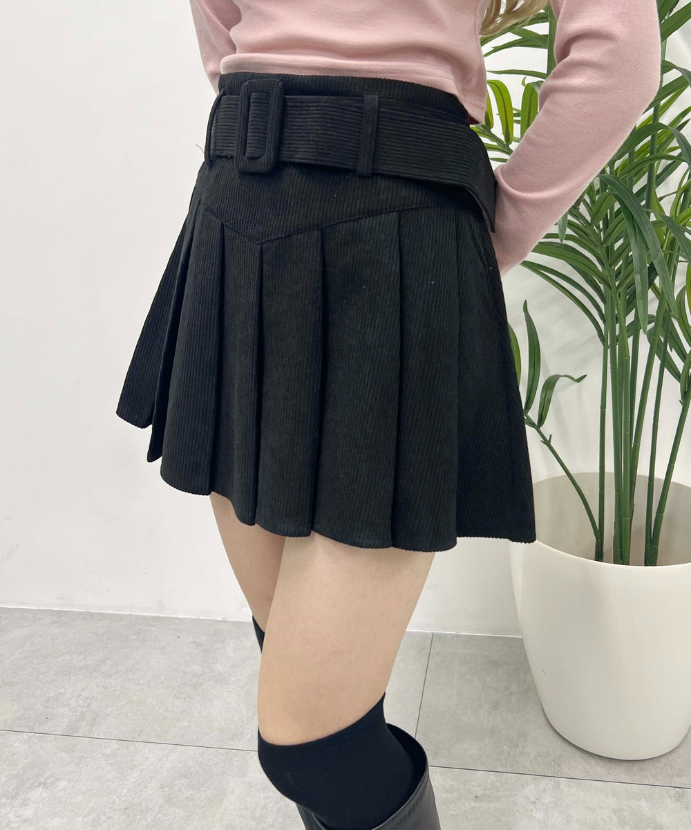 ベルト付きコーデュロイプリーツスカート