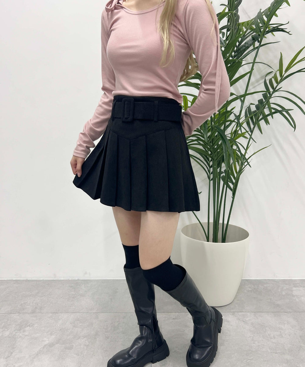 ベルト付きコーデュロイプリーツスカート