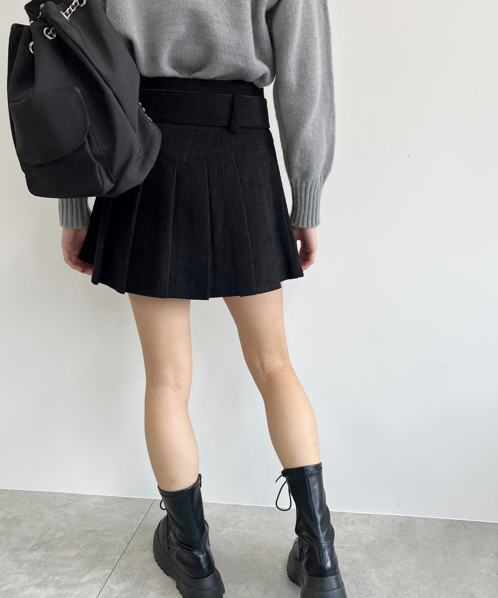 ベルト付きコーデュロイプリーツスカート