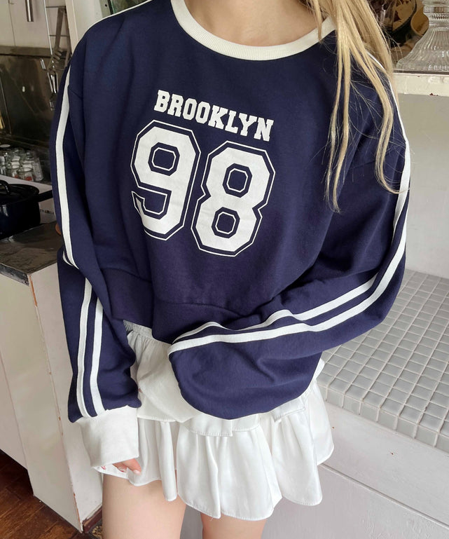 ネイビー モデル：160㎝ F着用