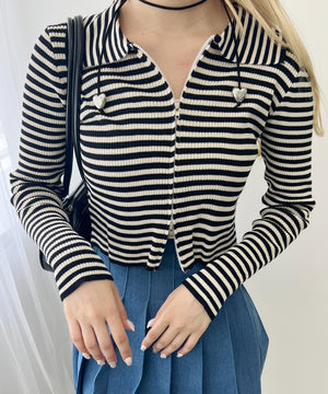 ブラック モデル：160㎝ F着用