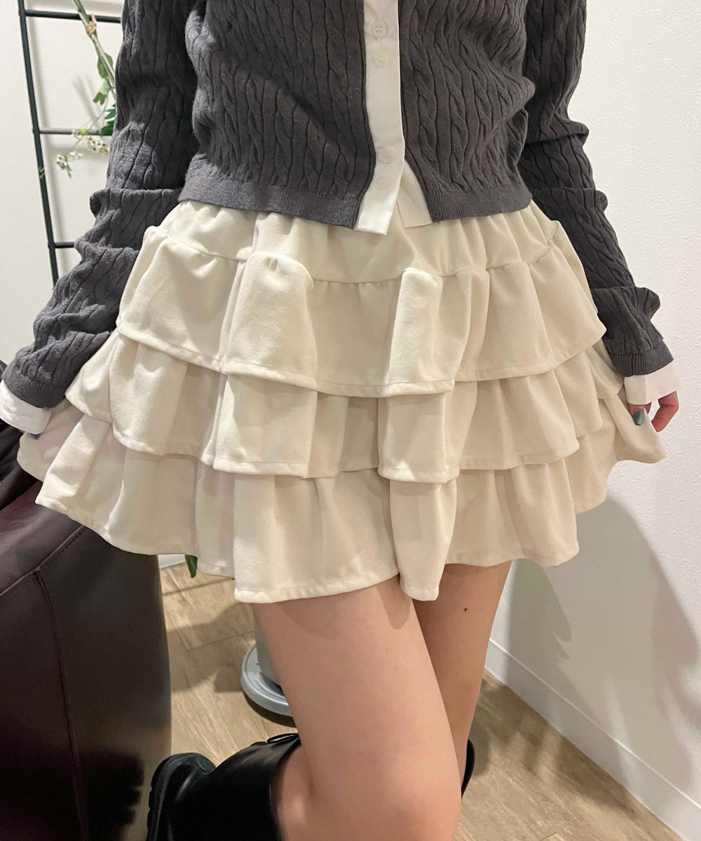 ホワイトアイボリー モデル：160㎝ F着用