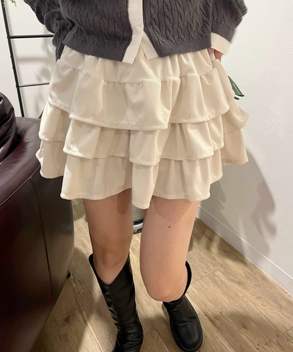 ホワイトアイボリー モデル：160㎝ F着用