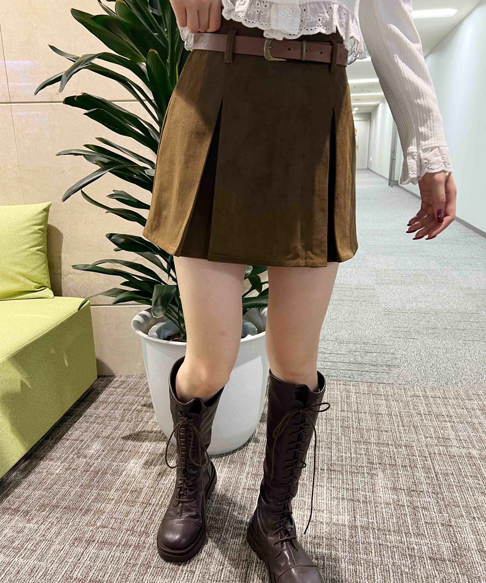 合皮ベルトツキスカート