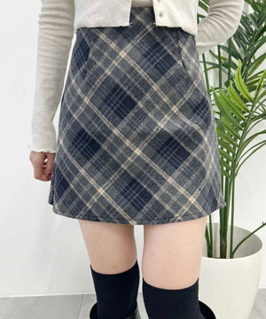 グレー モデル：160㎝ F着用