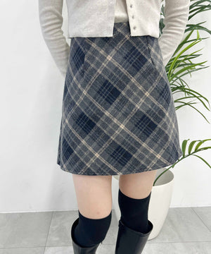 グレー モデル：160㎝ F着用