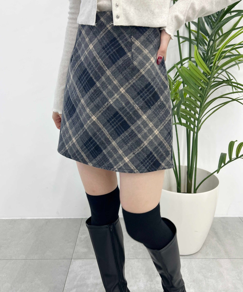 起毛チェックスカート