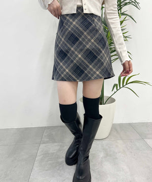 起毛チェックスカート