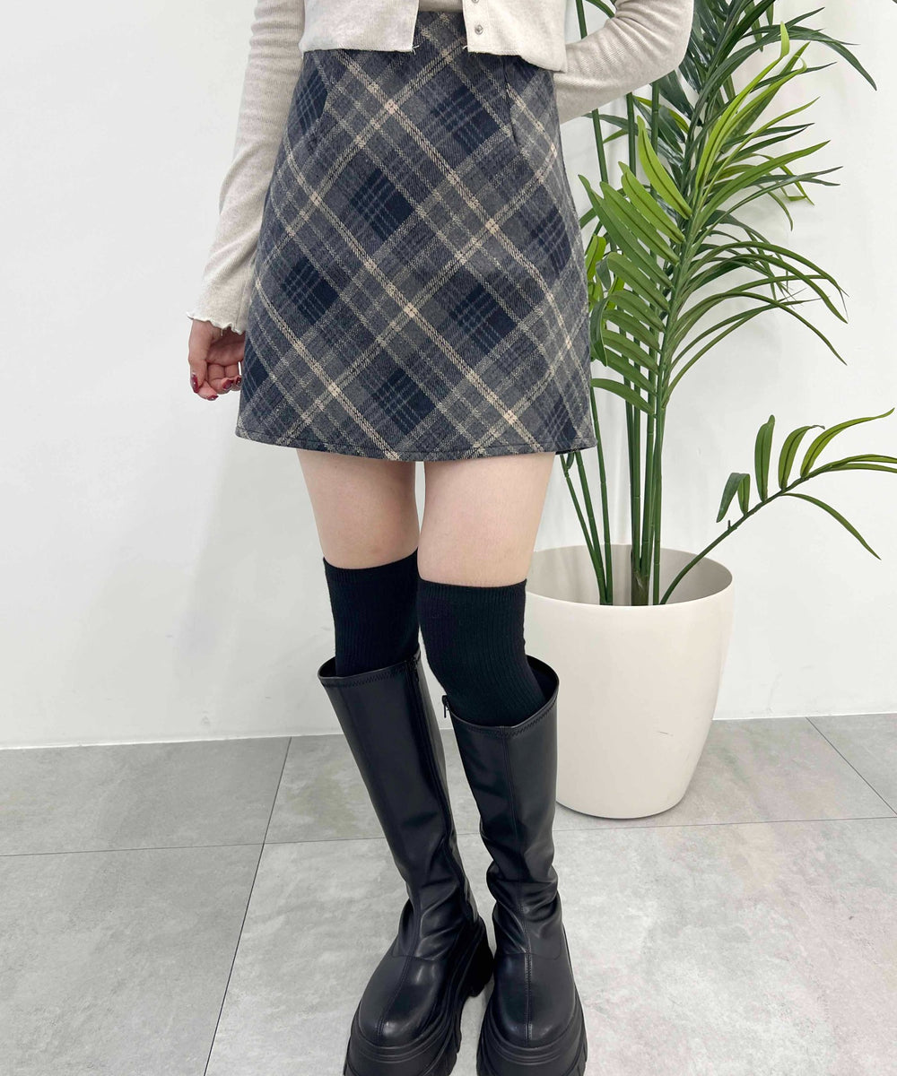 起毛チェックスカート