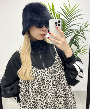 フェザータッチハット