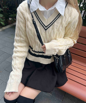 ラインケーブルニット