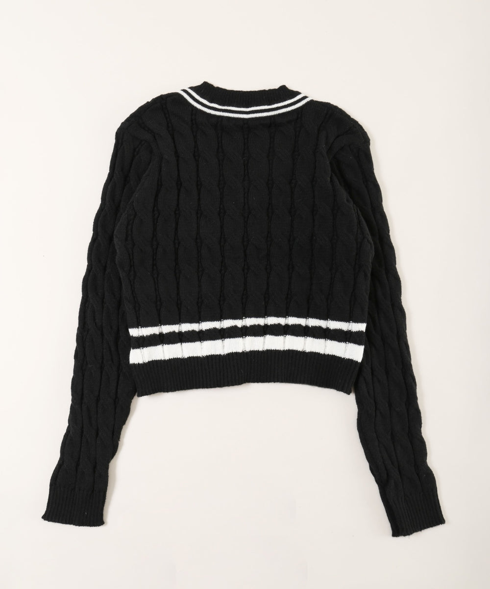 ラインケーブルニット