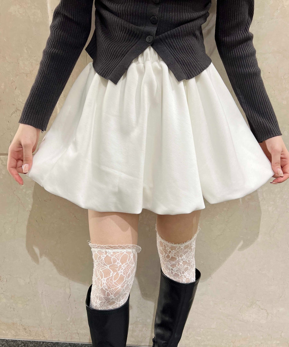 ホワイト モデル：160㎝ F着用