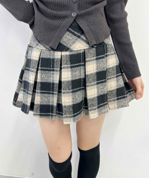 ブラック モデル：160㎝ F着用