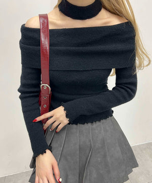 メロウオフショルニット