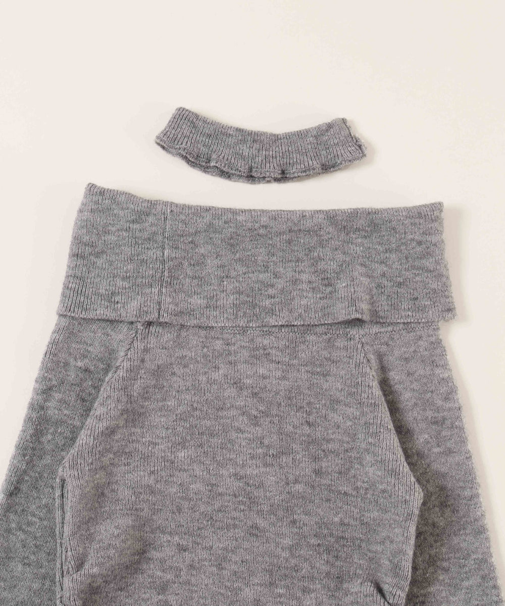 メロウオフショルニット