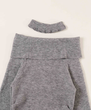 メロウオフショルニット