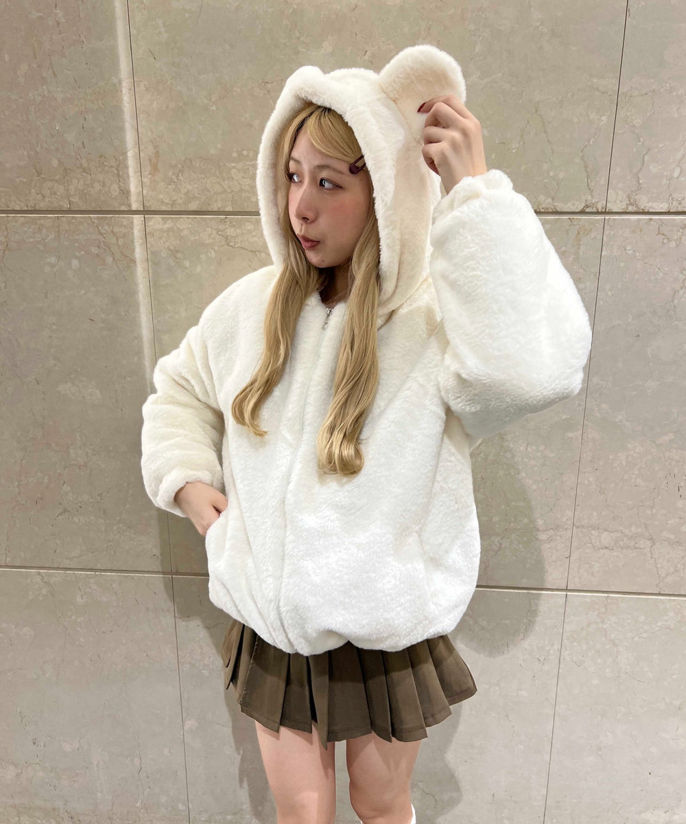 クマフェイクファーパーカー