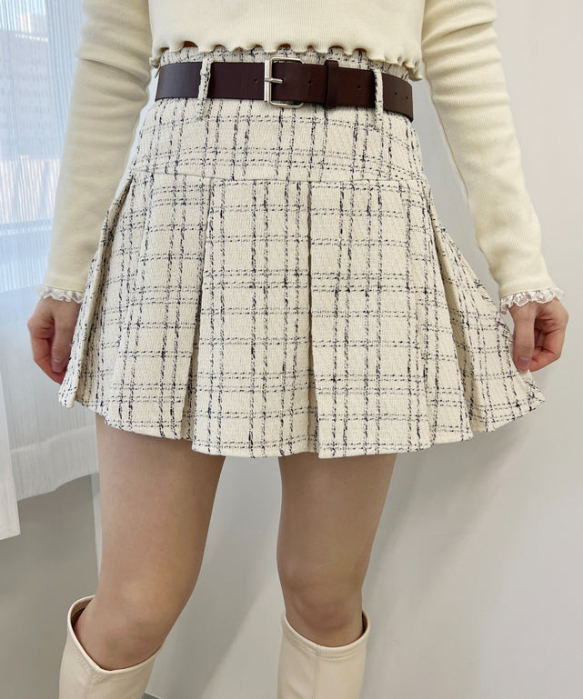 ベルト付きツイードスカート/ホワイト モデル：160㎝ F着用