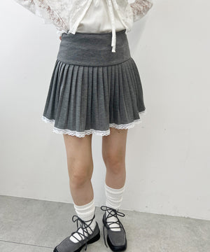 レースパイピングミニプリーツスカパン