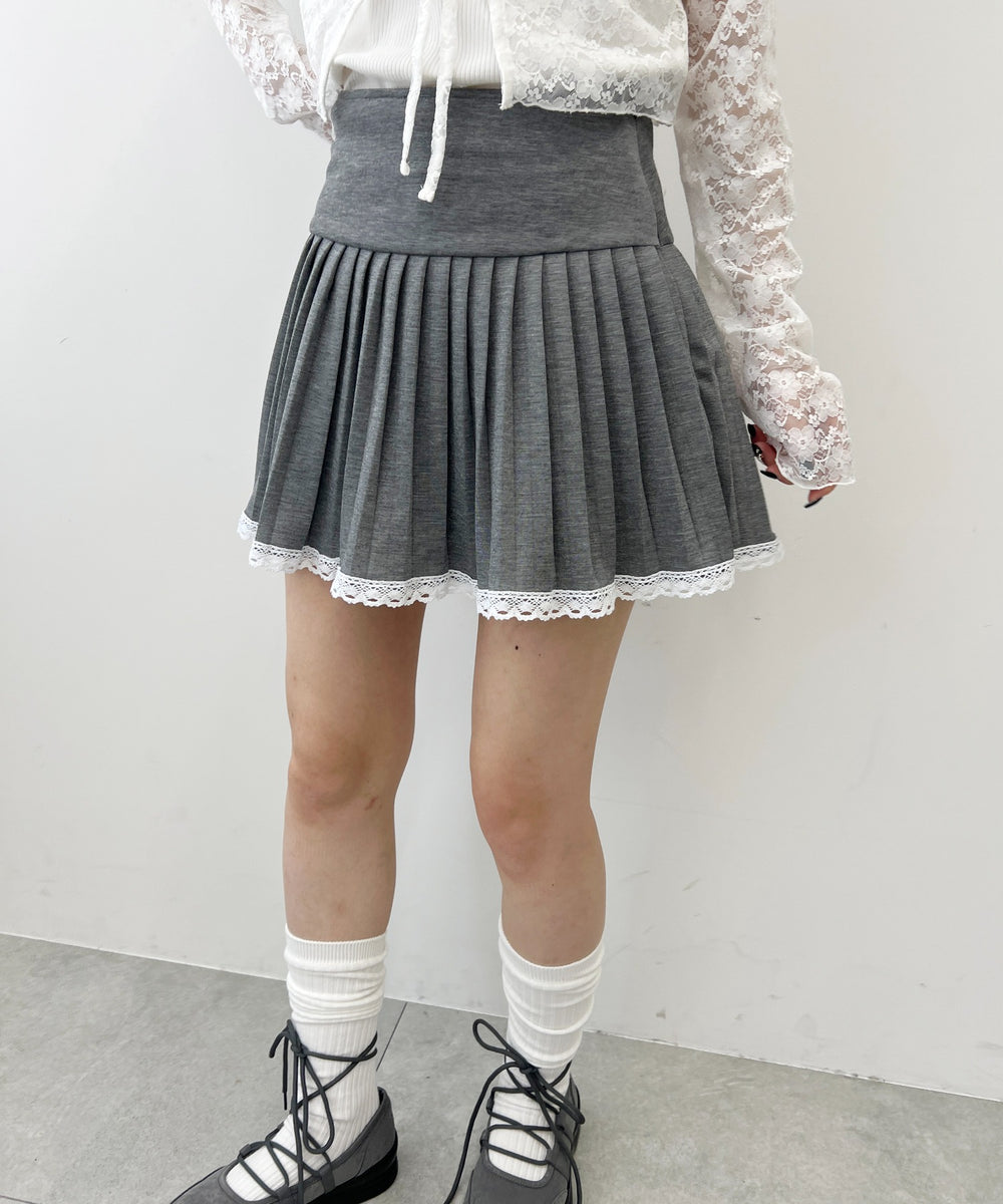 レースパイピングミニプリーツスカパン