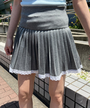レースパイピングミニプリーツスカパン