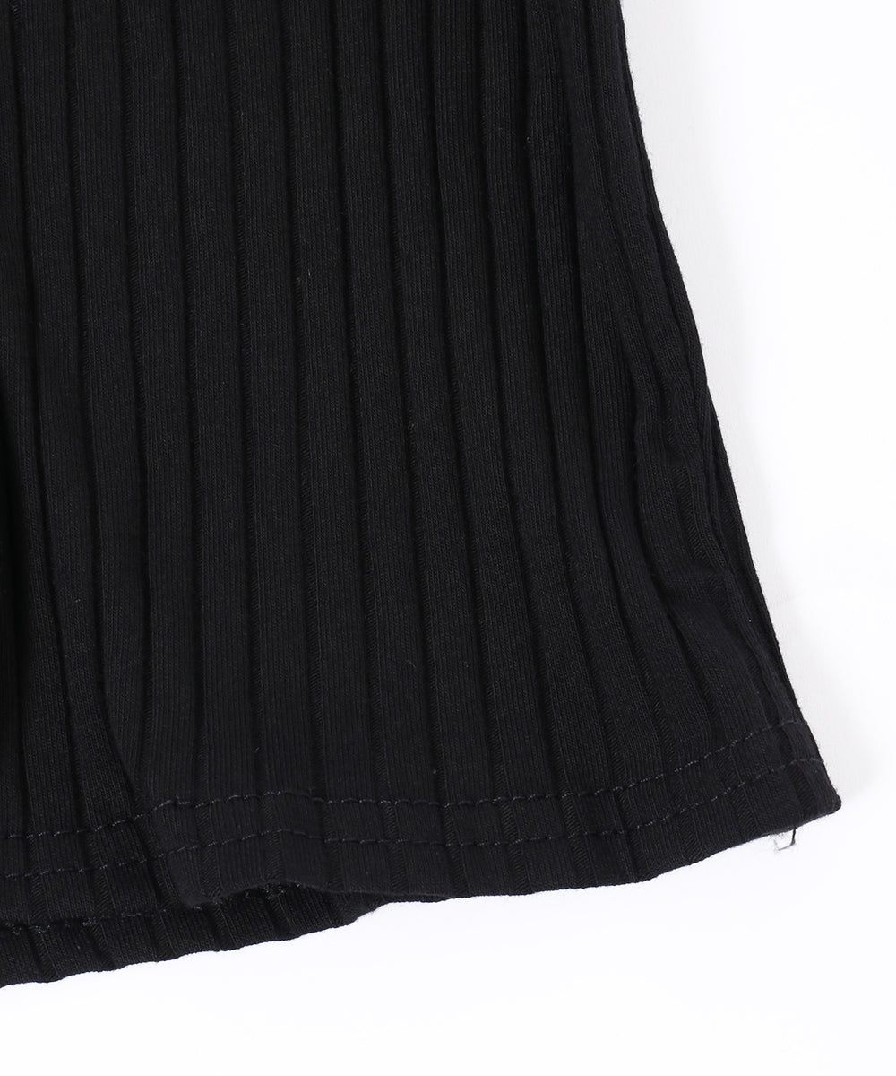 コンパクトレースアップTシャツ