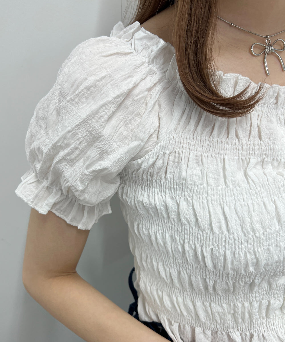 ホワイト モデル：160㎝ F着用