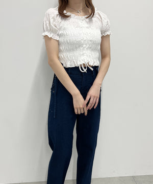 ホワイト モデル：160㎝ F着用