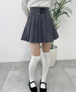 レースアッププリーツスカート