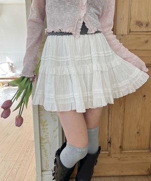 ホワイト モデル：160㎝ F着用