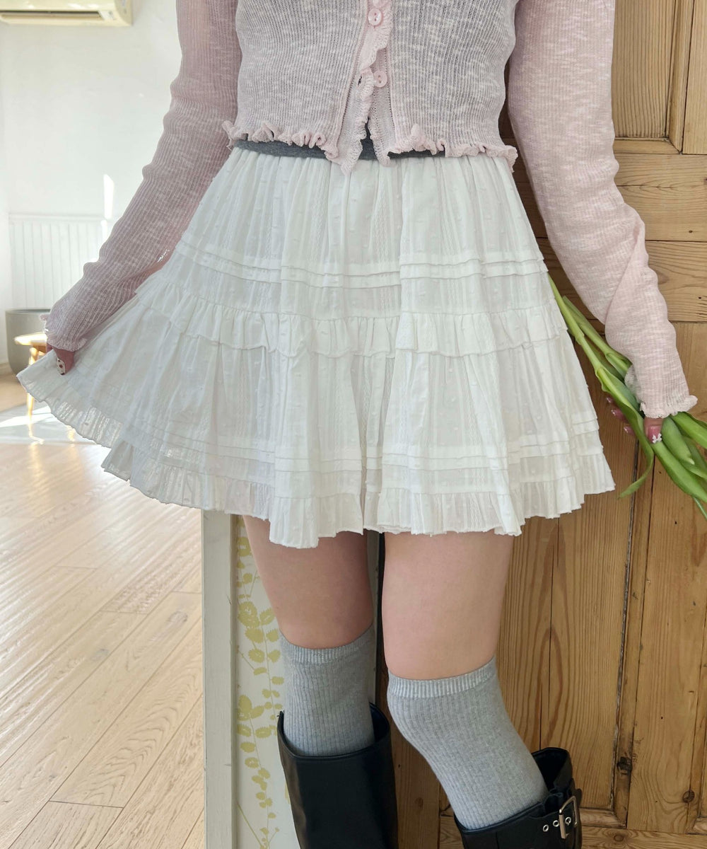 ホワイト モデル：160㎝ F着用