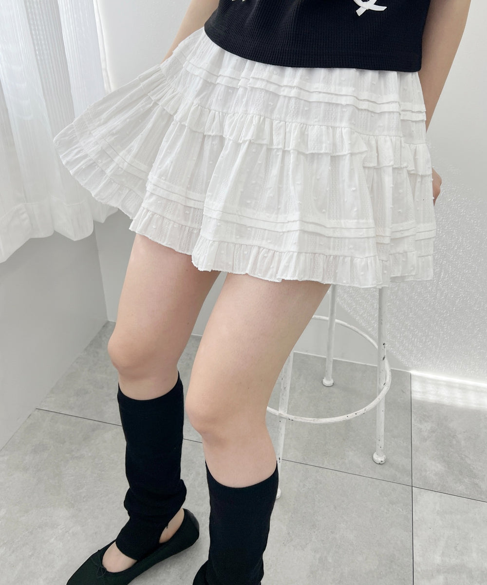 ホワイト モデル：160㎝ F着用