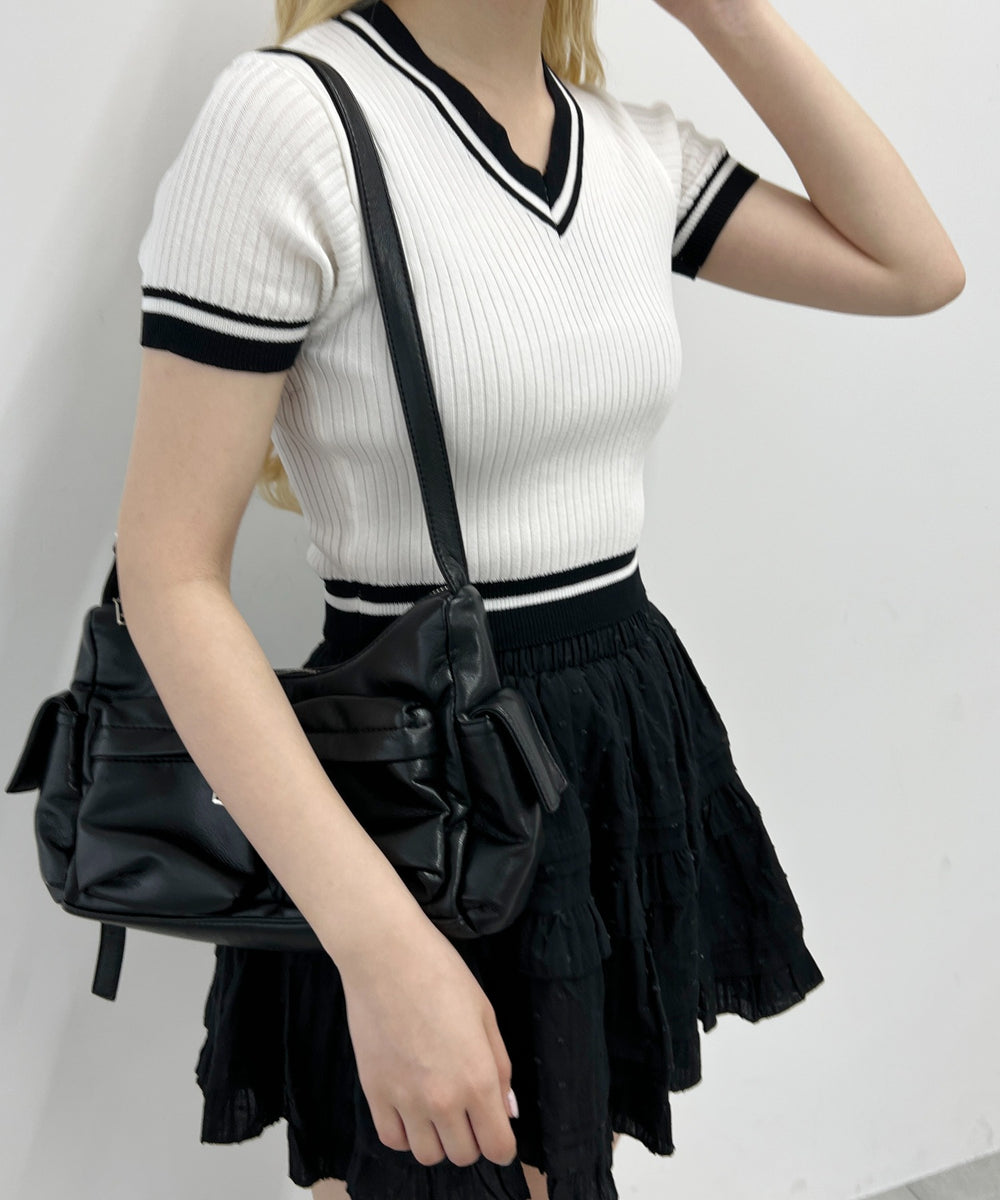 ラインコンパクトニット