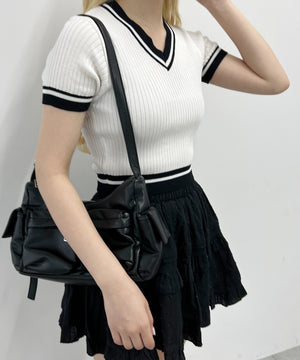 ラインコンパクトニット