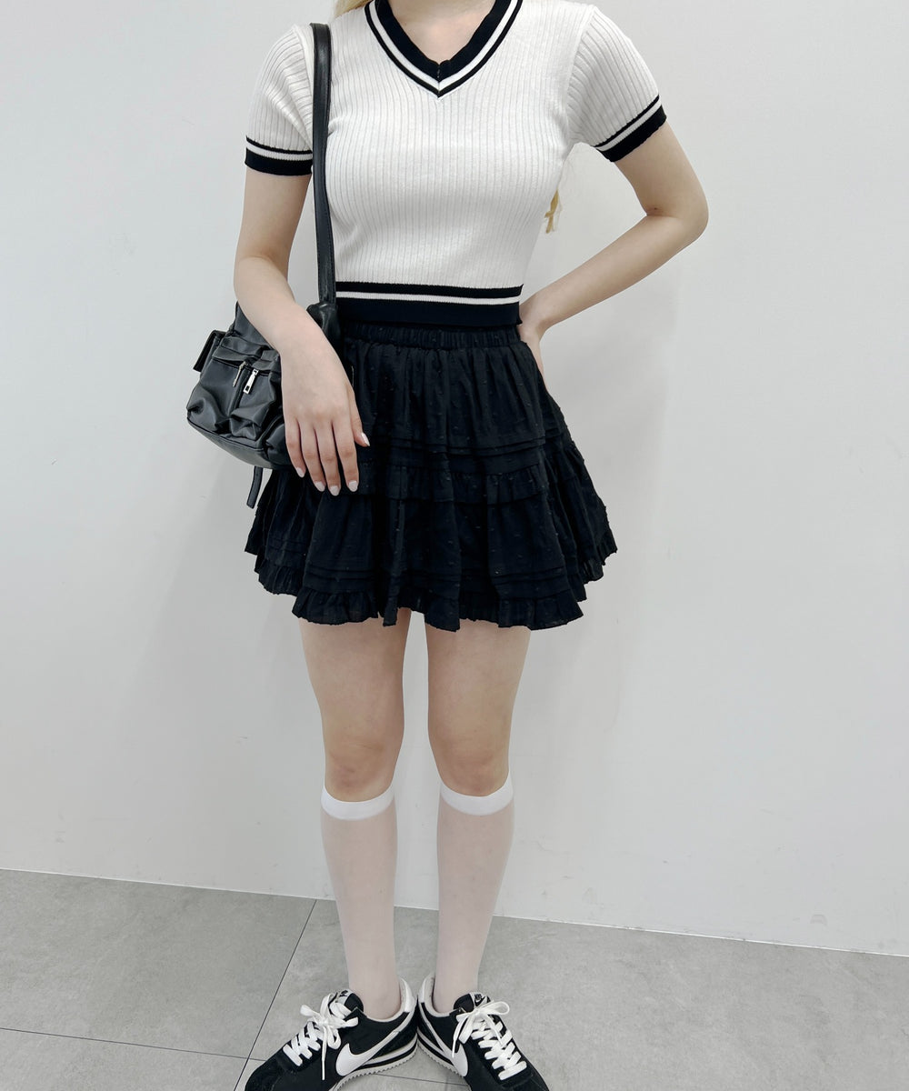 ラインコンパクトニット