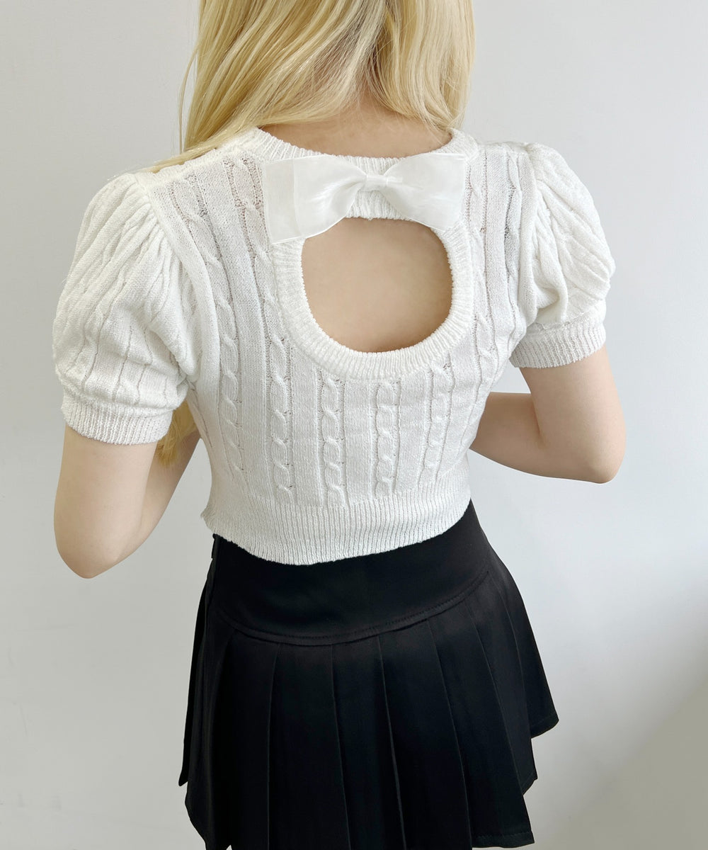 ホワイト モデル：160㎝ F着用