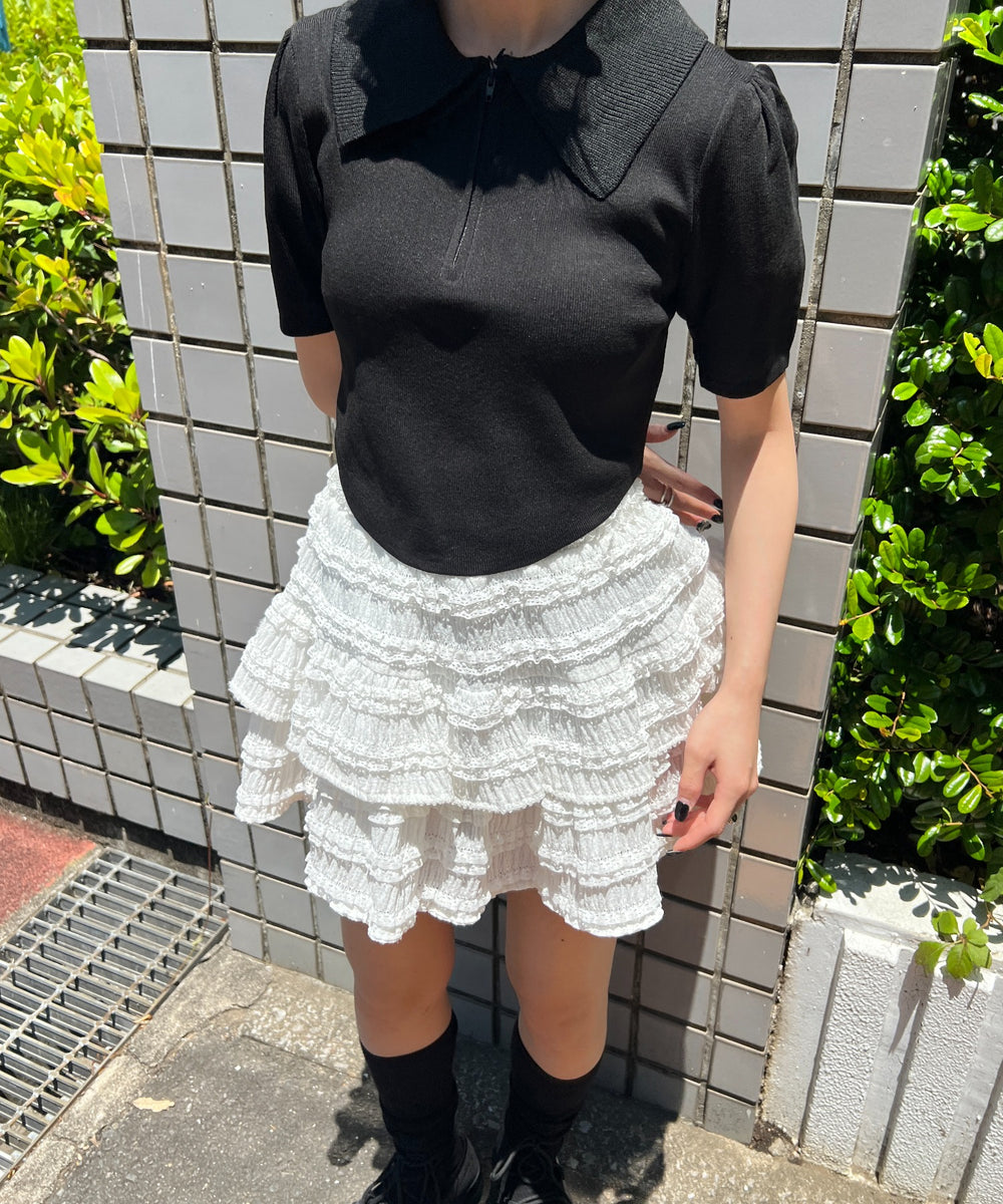 ラウンドカットパフスリーブトップス