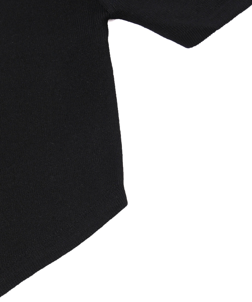 ラウンドカットパフスリーブトップス