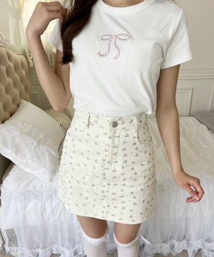 ホワイトアイボリー(花柄ピンク) モデル：160㎝ F着用