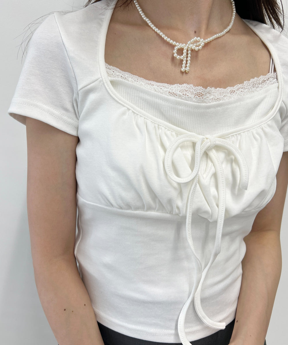 ホワイト モデル：158㎝ F着用