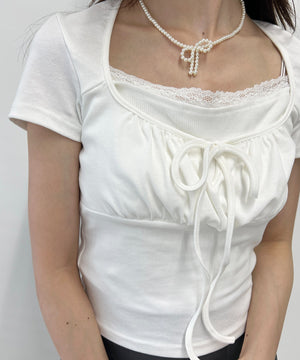 ホワイト モデル：158㎝ F着用