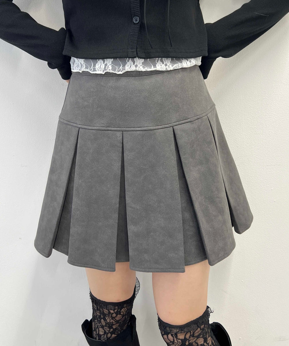 チャコール モデル：160㎝ F着用