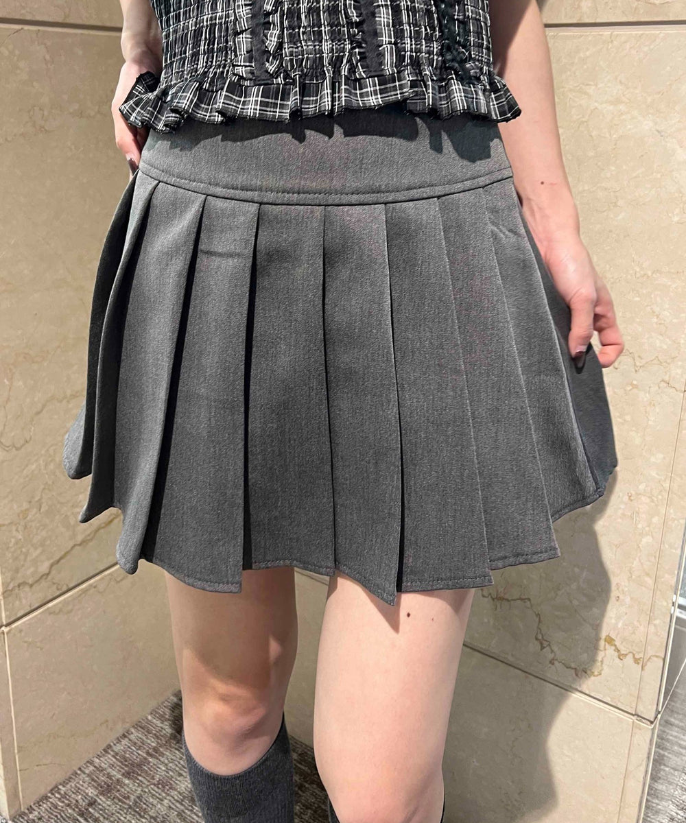 グレー モデル：157㎝ F着用