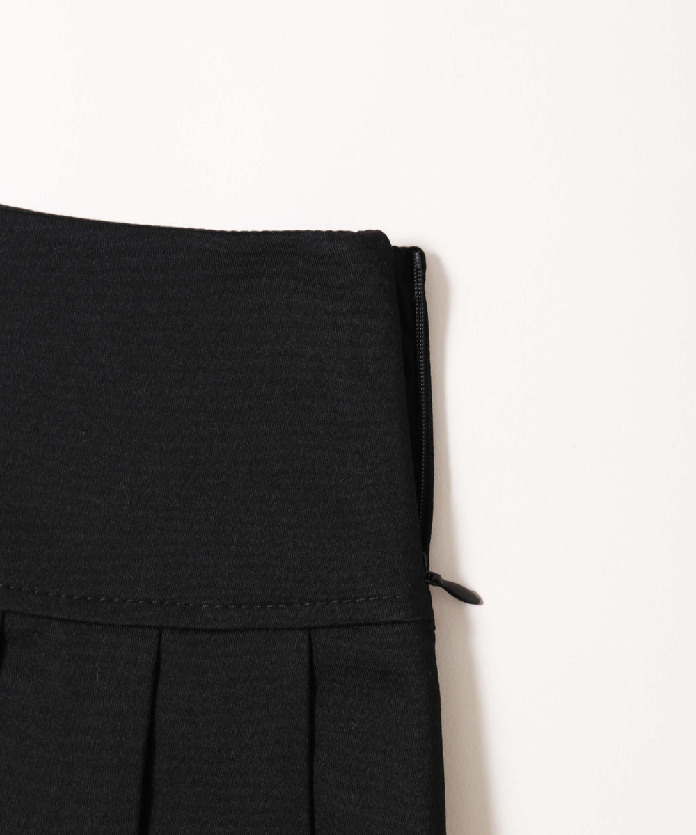 切り替えプリーツスカート